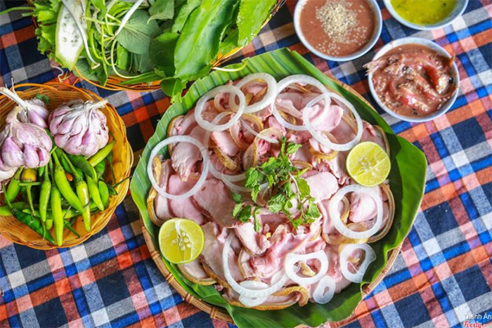 Cau Mong Barbecued Veal in Da Nang